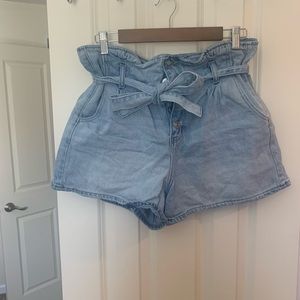 High waisted American eagle tie around shorts